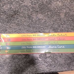 NEW in Plastic! Little People Big Dreams Trailblazing Women Gift Set. 5 Books!